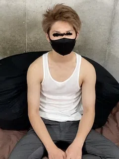 ツンツン頭の19歳/Upright Hair Style