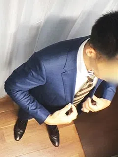 露出癖のある男性客/Exposure Customer