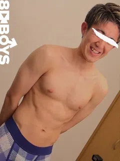 23歳爽やかジムインストラクター/Refreshing Gym Instructor