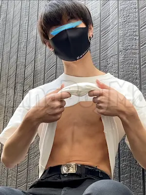 19歳大学一年生/Student