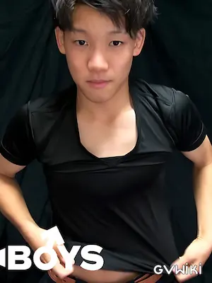 童顔スジ筋専門学生/Cute Fit Muscular Student