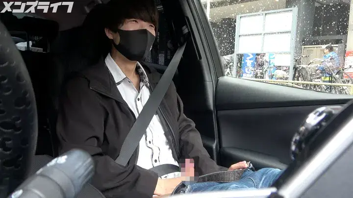 露出好き!スリ筋**大学生!初登場でドライブデート&濃厚精子を放出!-2