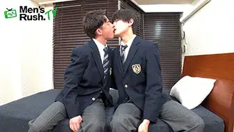 小顔の高身長イケメンとヽ( ́∀` Y u t o  ́∀`)ノが制服姿で生合体♂-2