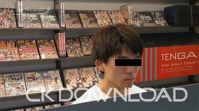 [公然猥褻『SHASEI堂』]【第十一弾】長身のスリム男子が変態店員ふたりに襲われる!!-3