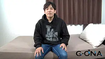 22歳のヤリチン巨根会社員がオナニーを見せてくれました!-2