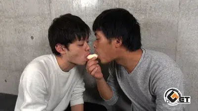 バナナ大好き!ジャニカワFaceの青年が練乳ペロペロでHにハッテン☆-1