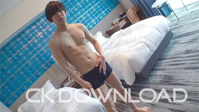人気AV男優上原千明登場!美顔面美ボディ!これぞプロオナニスト!!-1
