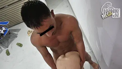 夏ハメ2022!! 純度100%リアルノンケをナンパ海岸で逆ナンパ!!色黒ワイルド男前髭マッチョデカマラ激しいSEX...のドエロ過ぎる良斗(よしと)くん30歳!!ヤリチンノンケの激ファックで汗だくになってゴリゴリ突きまくる!!-6