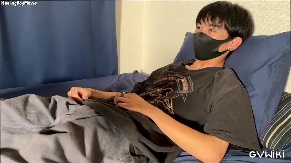 大人気スリ筋の巨根ノンケが男に攻められ1週間貯めこんだ精子を大放出!-2