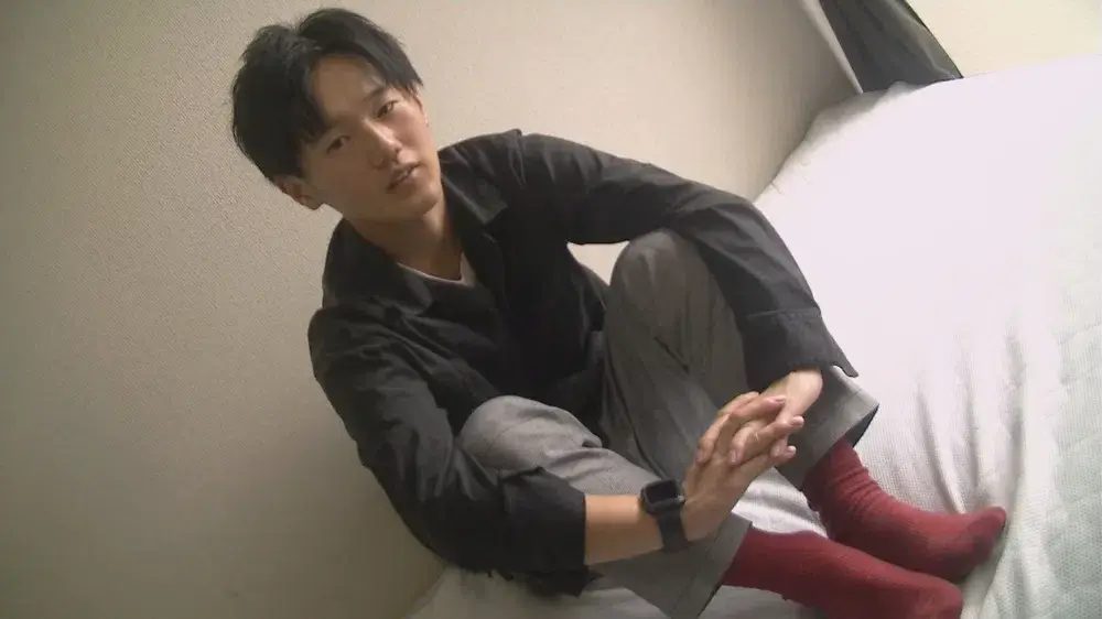 ショタ好き必見!街頭ナンパ☆上京したて♪ウブな地方出身者の18才純朴少年が男にイカされる快感に顔面クシャクシャに!!-1