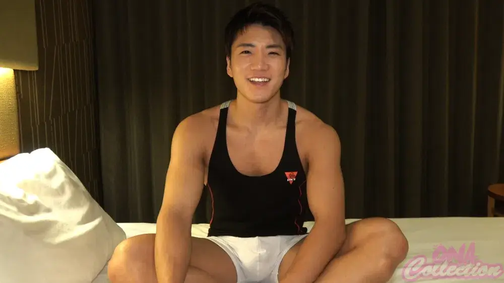 電撃デビュー!イケメンすぎるAV男優JIN初登場!デカマラで肉体美が完璧すぎて陶酔しちゃいます!女の子と生SEX披露!-1