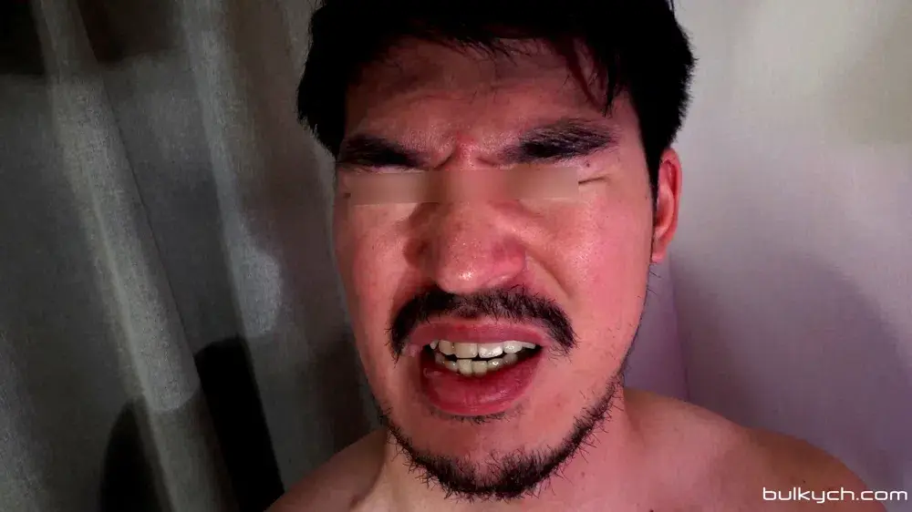 最強S級筋肉男子!!罪悪感正座でフェラ儀礼!!主人に忠実なノンケを生漬けで漏れ出す白液!!-3