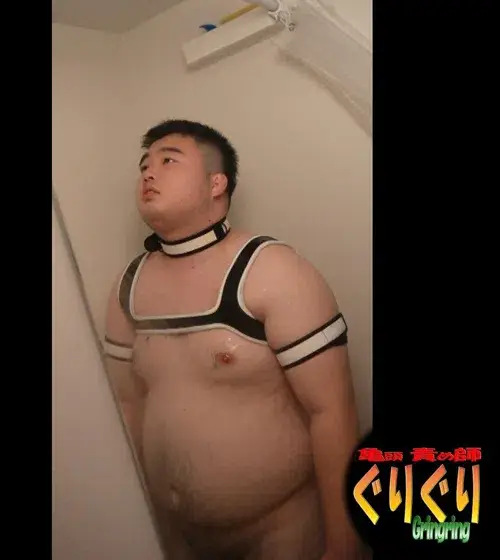 今話題のアノ大型新人! もなか君登場!! この可愛い弟君が快感で泣きながら果てます。-3