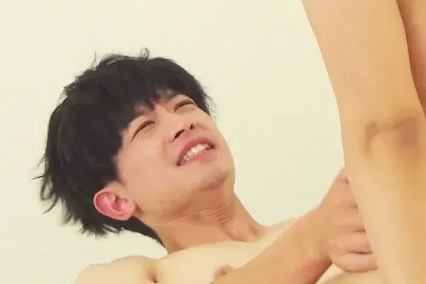 相手をいたわり慈しみあう、幸せ溢れるラブラブエッチ-4