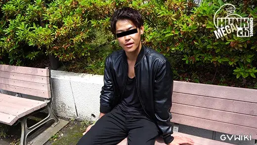 チャラい系色黒スジ筋兄ちゃん、圭悟(けいご)さん33歳!!エロい黒チンポから勢いよく雄汁をぶっぱなす!!【生ハメ】-2