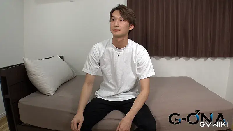 手コキで1発!生SEXでもう1発!イケメン巨根男子が大量射精の2連発!-2