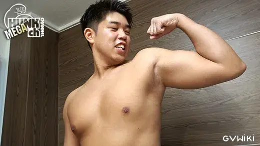 TANK vol.3 ガチムチラグビーの直次(なおつぐ)くん27歳!!小麦色の肌に汗を光らせ高速激ピストンが止まらない!!【生ハメ】-3