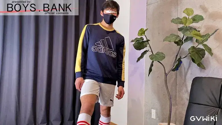 【オナタリングEX】CASE:120 ズル剥け超美巨根サッカー部が生チン全裸リフティング♪口に収まりきらないデカチンから濃厚精子をぶっ放す〜♪-4