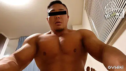 超S級ゴリマッチョデカマラ兄貴、龍真(りゅうま)くん33歳が剛筋上反りデカマラで豪快ピストン密室ハメ撮り!!【生ハメ】-9