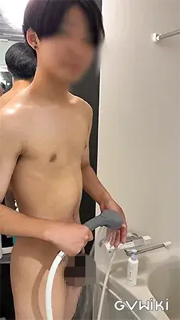 犬系ノンケ男子に風呂場でフェラ抜きしてもらた-3