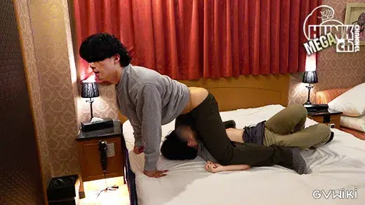 ガッチリアメフト部秋生(あきお)くん21歳大学生がラブホの清掃員とヤっちゃった体験を再現!!強引生SEXで興奮激ピストン、濃厚ザーメンぶっかける!!【生ハメ】-5