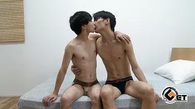 ノンケイケメン2人が魅せるガチセックスがたまらない！-2