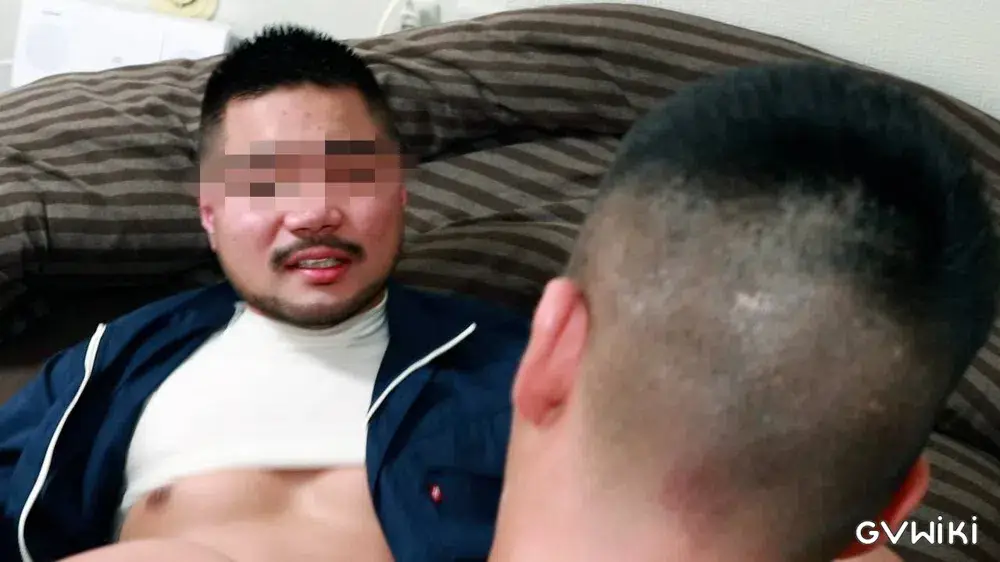 修理に来た業者が男の誘いに堕ちていく!作業着を着たまま、犯される!!-8