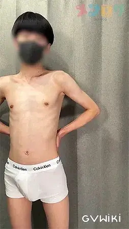 色白童顔の可愛いマッシュ男子大学生が初登場!-4