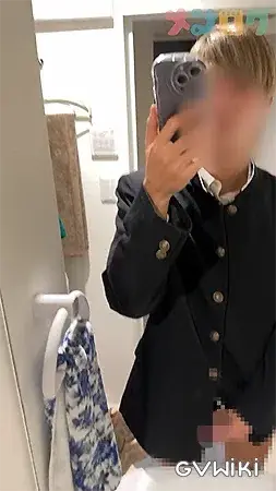 サッカー部イケメン男子が家のトイレで自撮りオナニー!-4