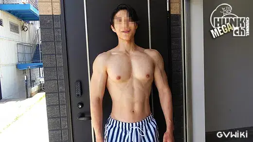 夏ハメ2025!!顔出しNGでも伝わる甘いマスクの色白マッチョ飛勇希(ひゅうき)くん24歳!!玄関前でフェラされギンギン、ベッドの上でプリケツ振りまくる!!リアルノンケを真夏の海で逆ナンパ!!【生ハメ】【目モザ】-4