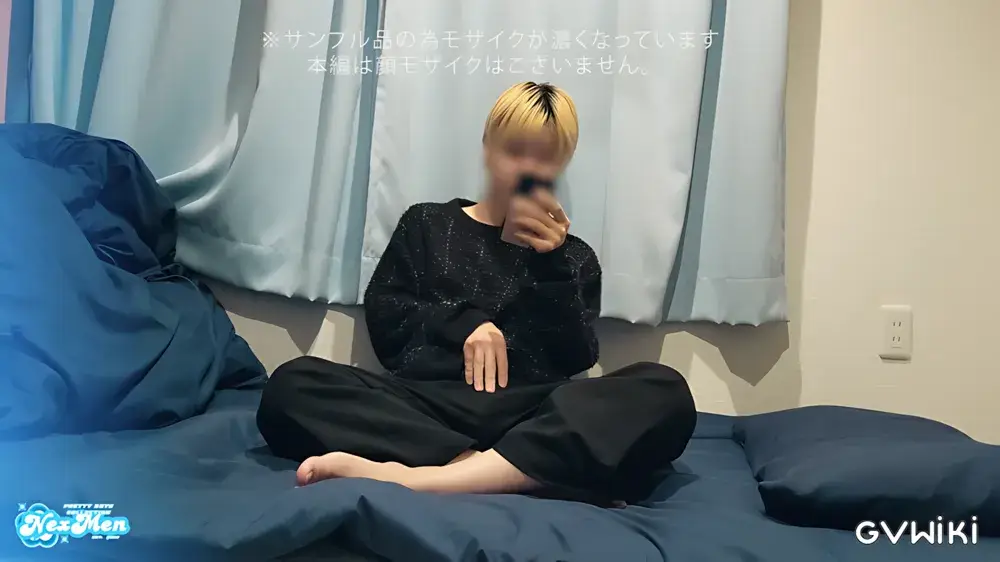 男子大学生が顔出しで生々しいオカズ探しから秘密着オナニー。-1