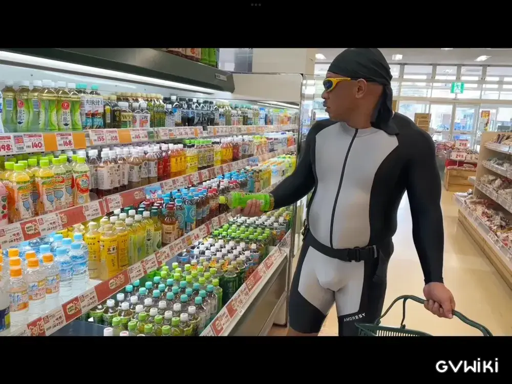 GNM next「コンプレもっこり変態行為」-2