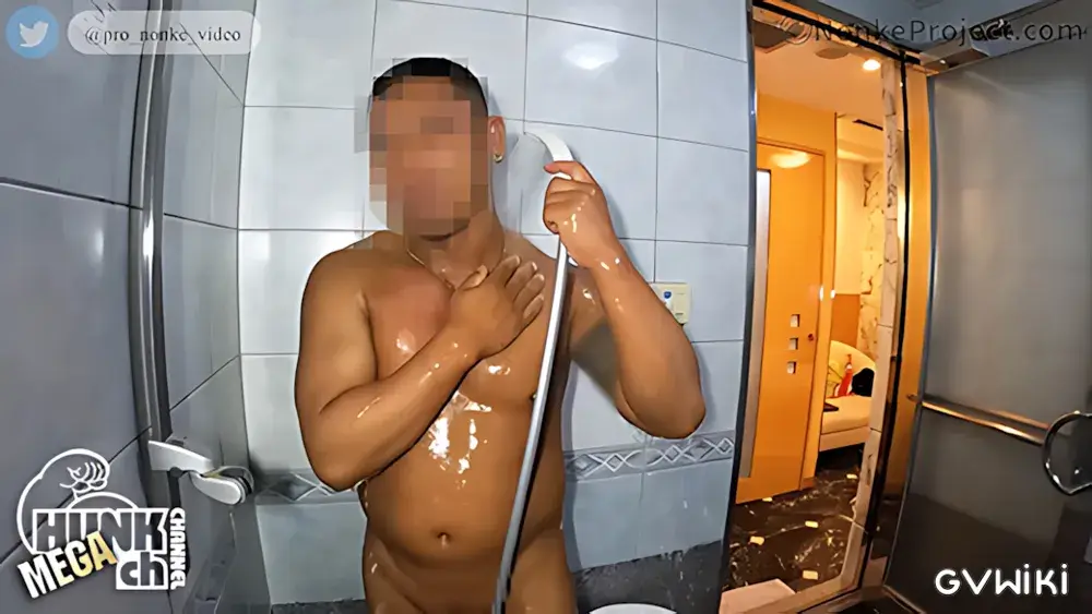 短髪色黒ガッチリアラサーが生ハメ中出しセックスしちゃいます!-1