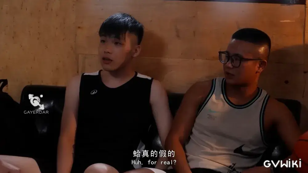 意外成為双插頭／直男學弟肛交3P初體驗-3