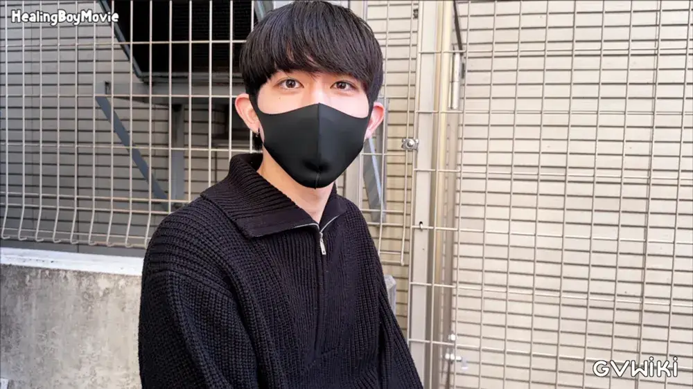 おっとりした雰囲気のノンケが男にシコってもらう！オナ禁解除で濃厚精子を爆裂発射！-2