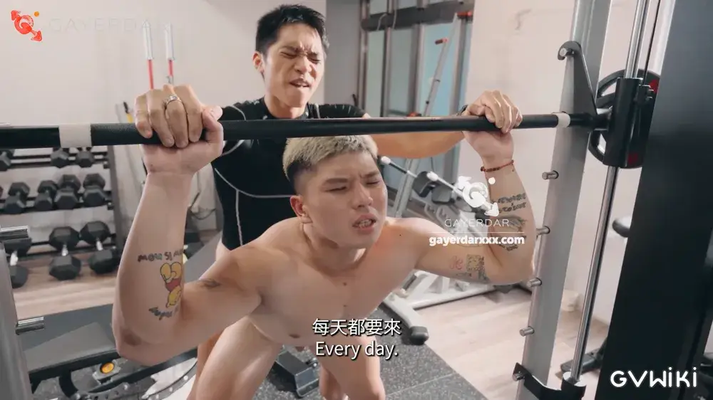 健身房淫行／教練的無套打樁教學-16