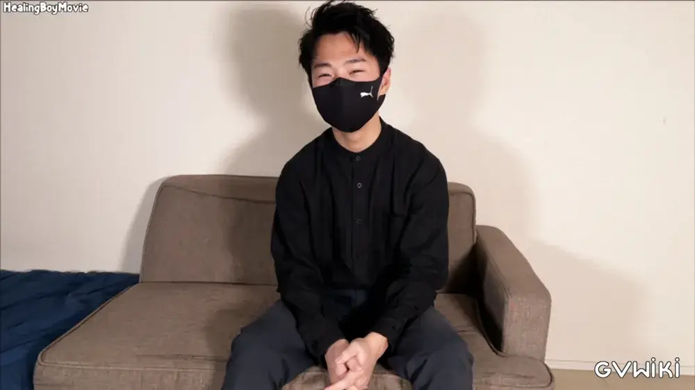 20歳イケメンが喉奥までチンコを咥え込み口内射精される！さらには男に攻められ弾丸射精♪-2