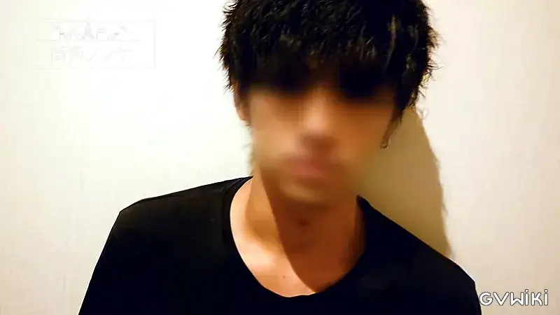 イケメンの勃起チ●ポを堪能！男前ノンケの素人個人撮影オ●ニー！！-2