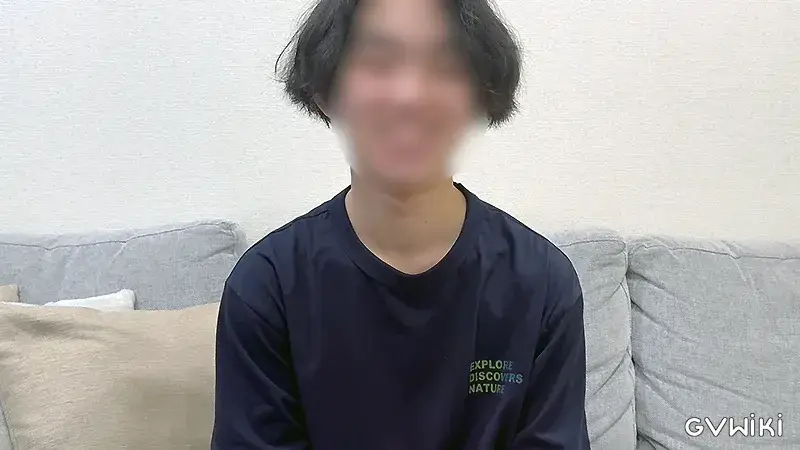 高校を卒業したばかりの新卒社会人君のエチエチ手コキ撮影!-2