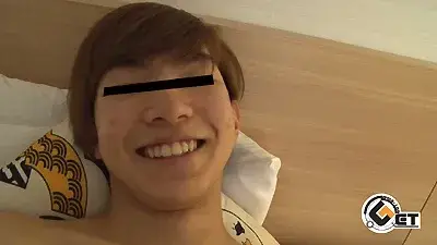 2001年生まれのジャニ顔巨根の18歳が今度はホテルで食われちゃう♂-8