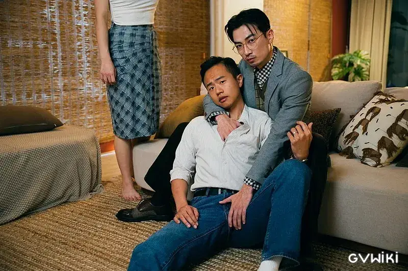 生ハメ種付けされるビッチ男の婿／義理の父親（お義父さん）専属の性奴隷-2