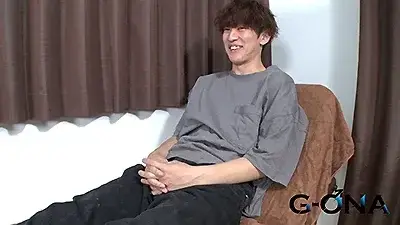 撮影で童貞卒業した大量射精青年が久しぶりの生SEXで中出し寸前の2発射-2
