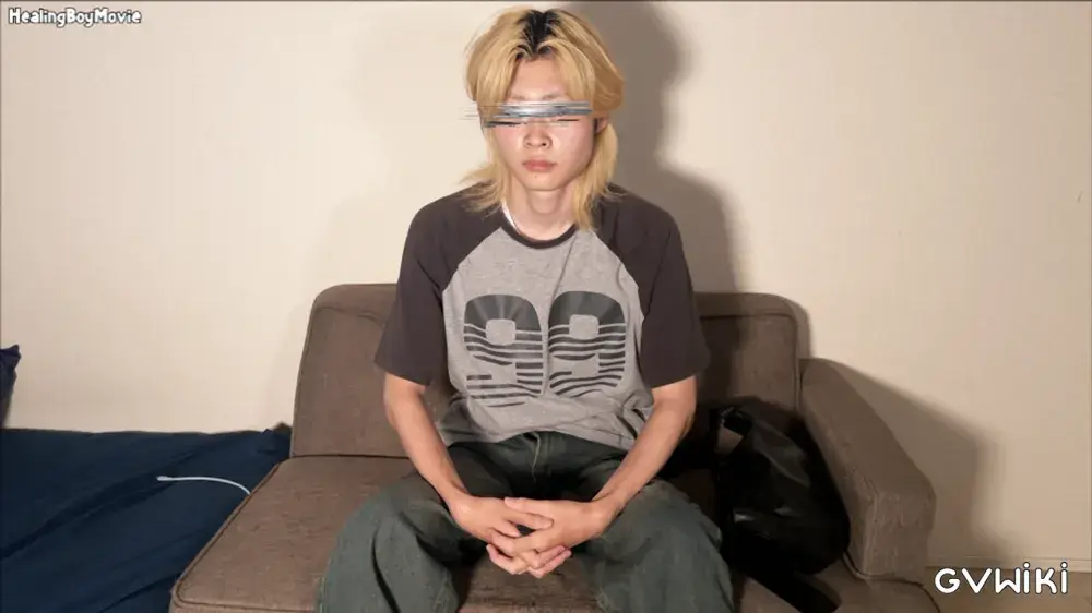 【初ドリ】ガチガチ上反り巨根から飛び散る精子！金髪のイケメンが初登場で男に攻められ大興奮！-2