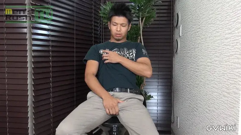 初登場!ガッチリ野朗のローションオナニー♂-2